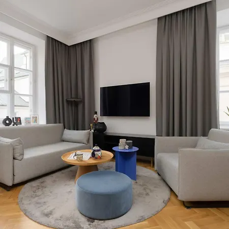 Unique & Modern In The Center By Renters Warszawa