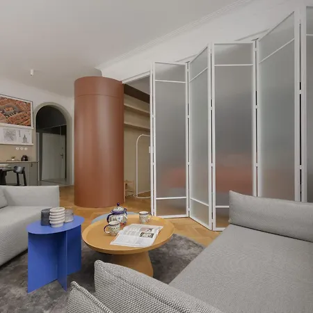 Apartament Unique & Modern In The Center By Renters